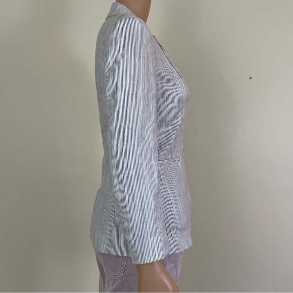 Theory white & blue stripe linen blazer size 2 - Picture 9 of 16